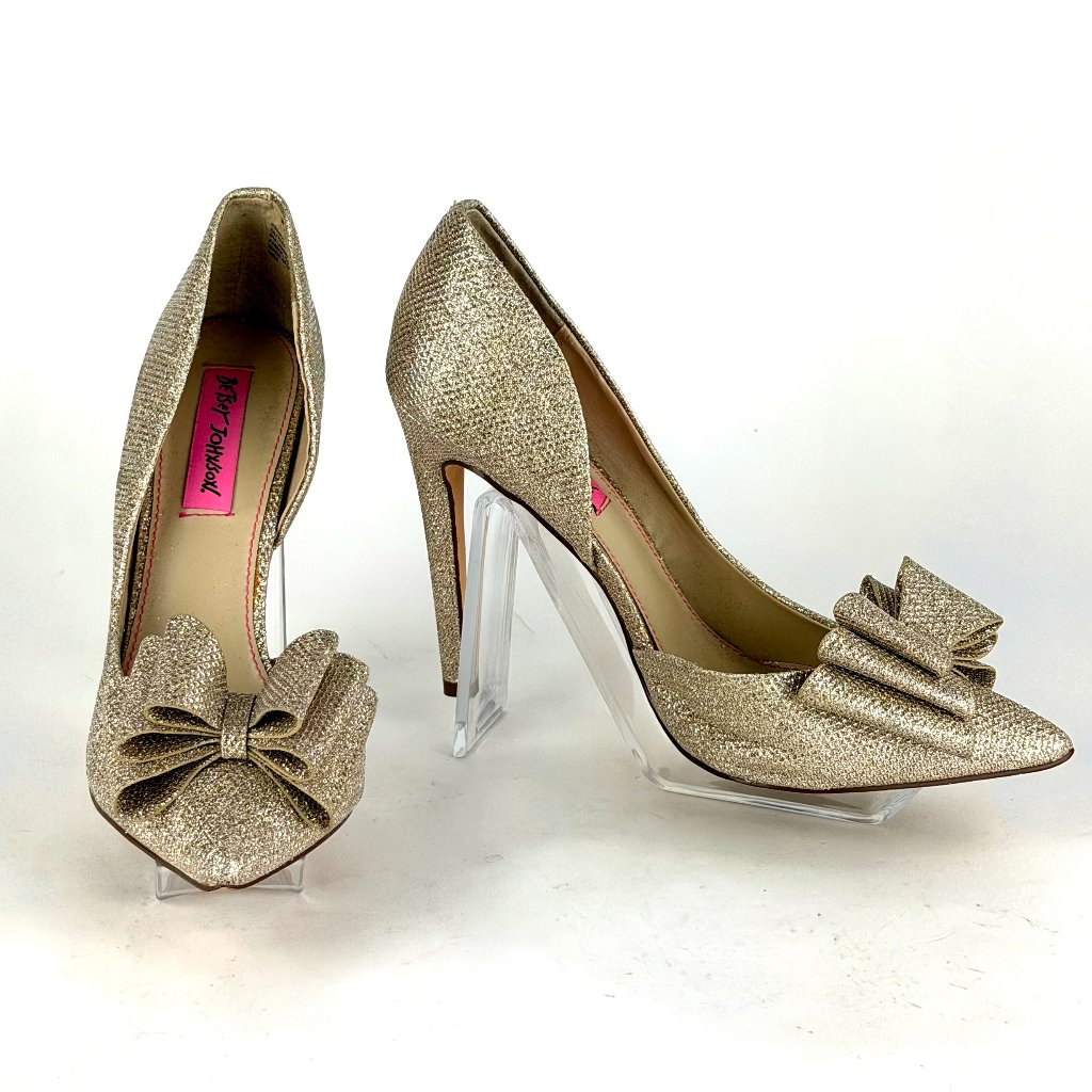 Betsey Johnson Gold Glitter Bow Heels | “Prince” Sparkle Pumps | Size 7m
